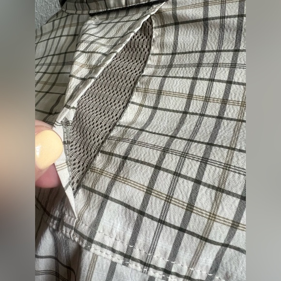 REI Men's Casual Button Down Shirt - White and Black Checkered - Picture 8 of 8